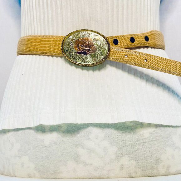 Flemings West End Womens Buckleless Belt Small Yellow Beige Lizard Skin - Picture 1 of 15